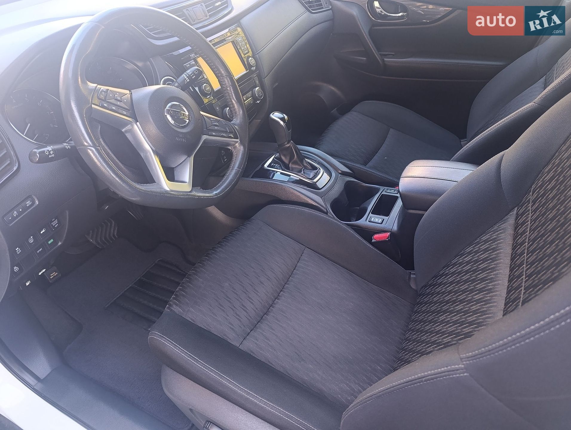 Nissan Rogue 2017 VIN KNMAT2MT6HP534814 фото оголошення 7 з 12