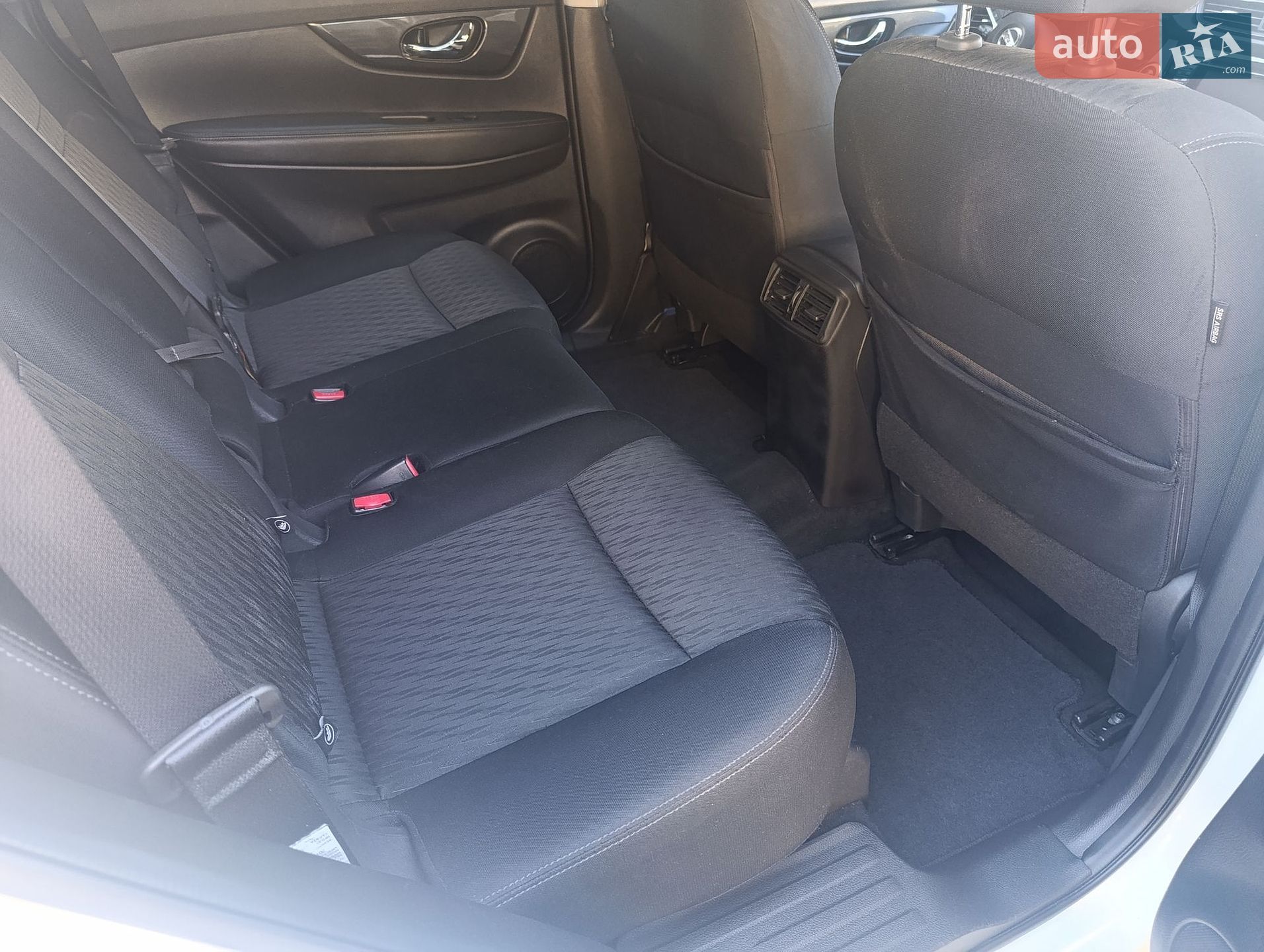 Nissan Rogue 2017 VIN KNMAT2MT6HP534814 фото оголошення 9 з 12