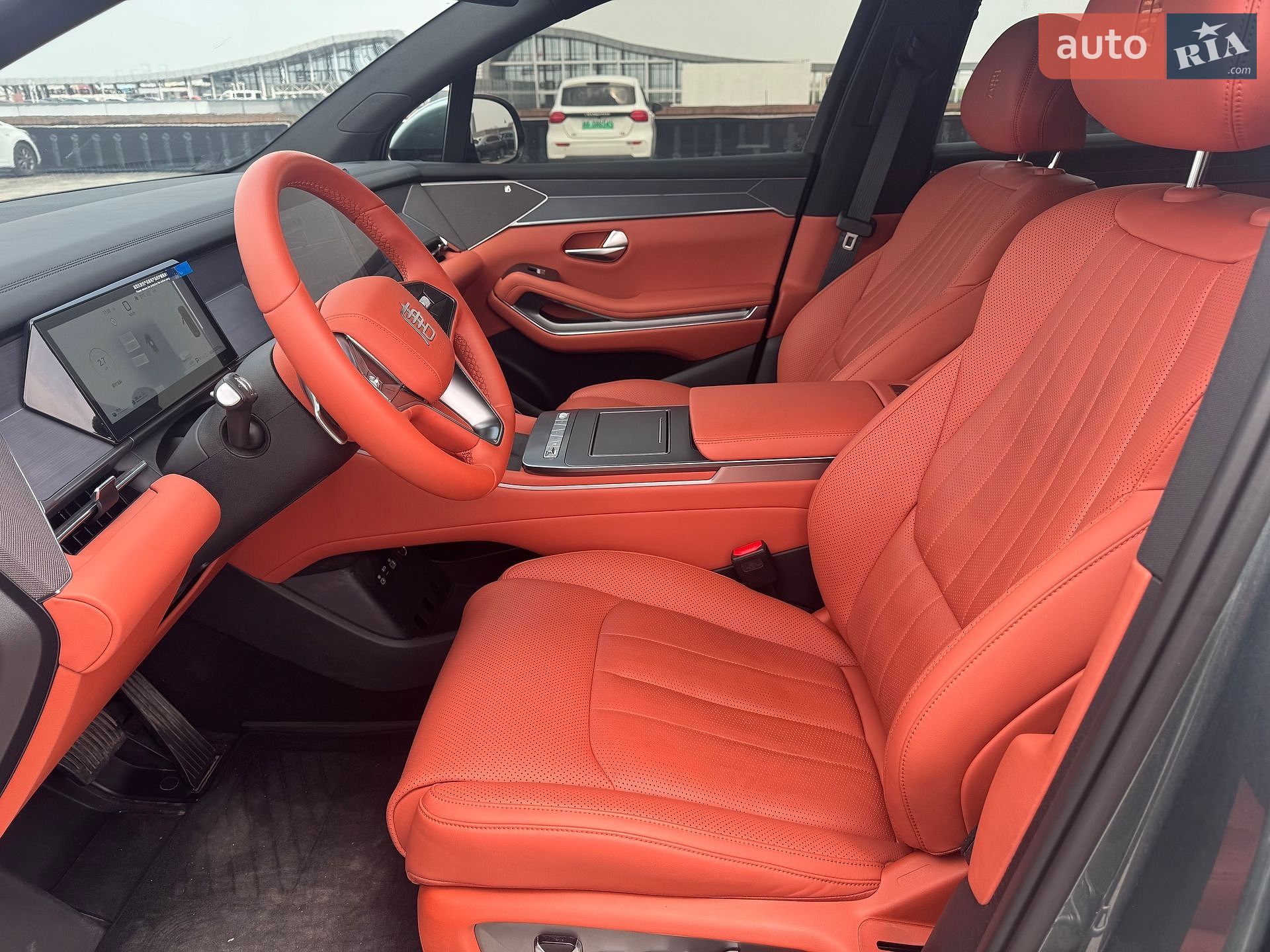BYD Tang L 2025 VIN LGXCD4C49S0703272 фото оголошення 5 з 10