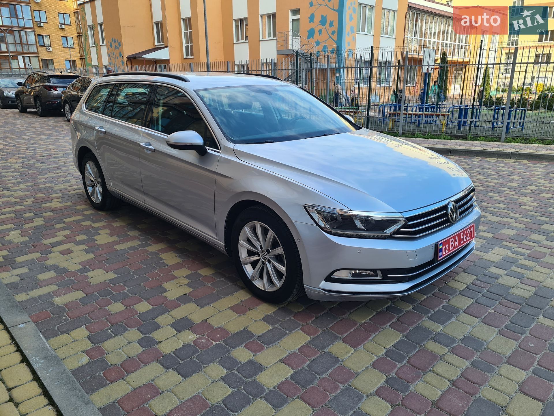 Volkswagen Passat 2018 VIN WVWZZZ3CZJE165833 фото оголошення 3 з 31