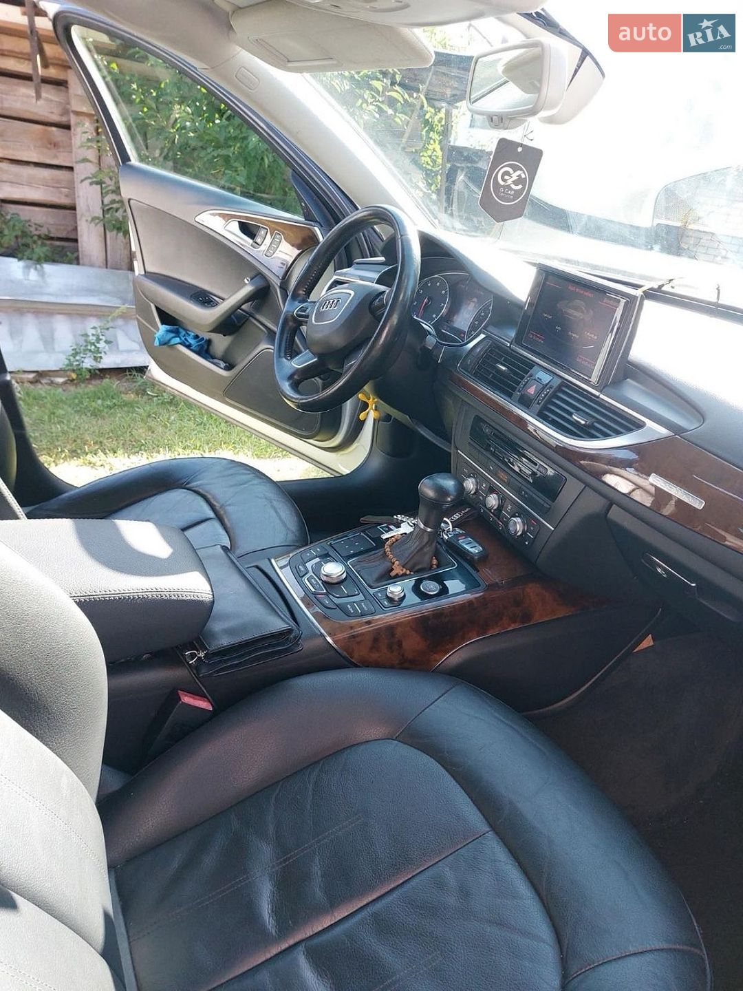 Audi A6 2013 VIN WAUGFAFC4EN024121 фото оголошення 14 з 17