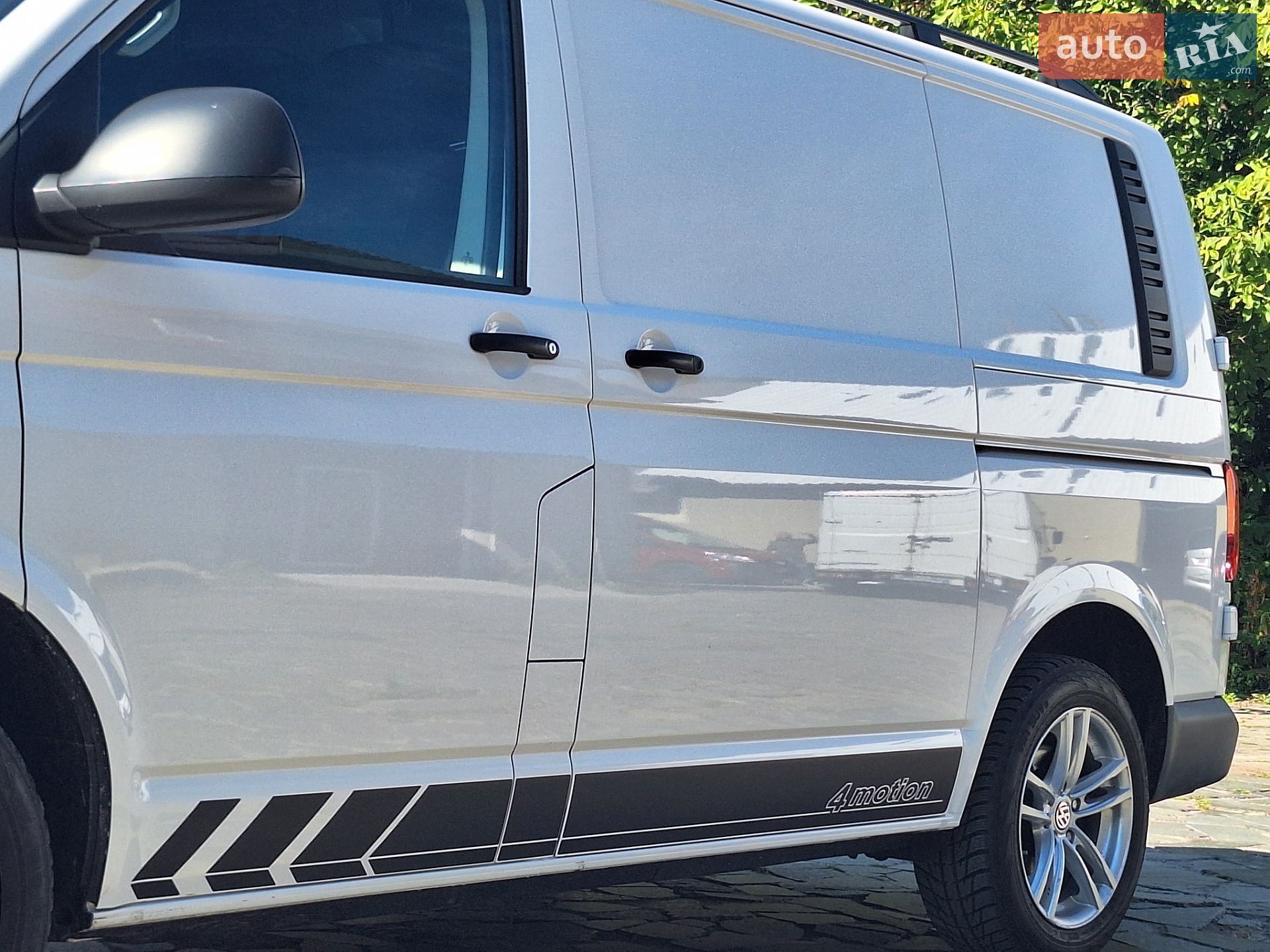 Volkswagen Transporter 2021 VIN WV1ZZZ7HZMH054904 фото оголошення 4 з 23