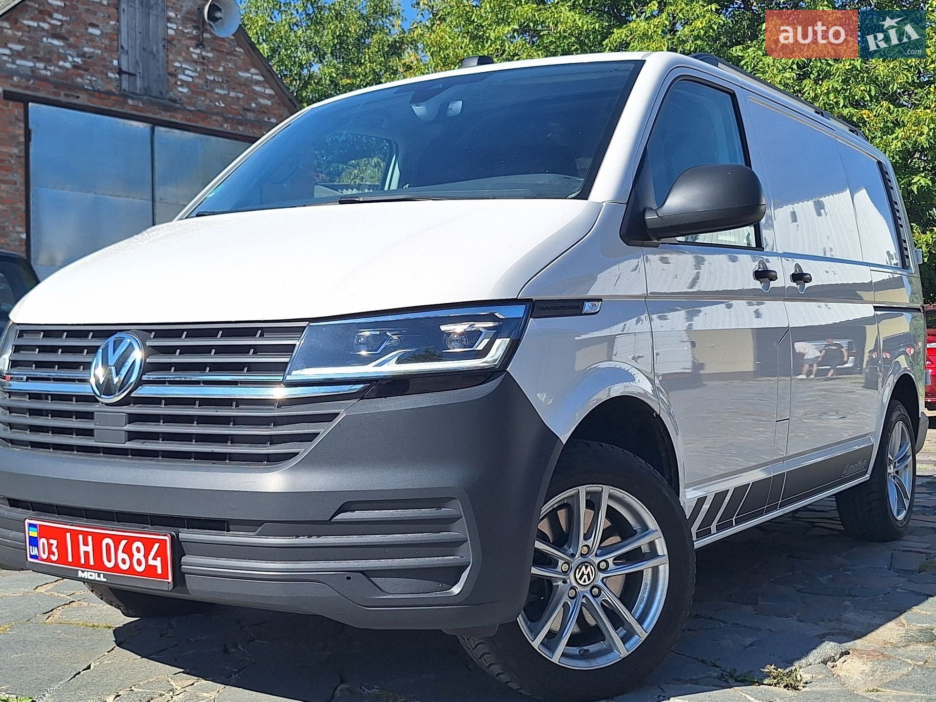 Volkswagen Transporter 2021 VIN WV1ZZZ7HZMH054904 фото оголошення 6 з 23