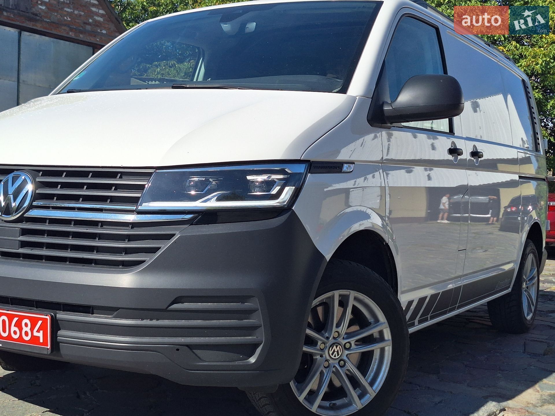 Volkswagen Transporter 2021 VIN WV1ZZZ7HZMH054904 фото оголошення 10 з 23
