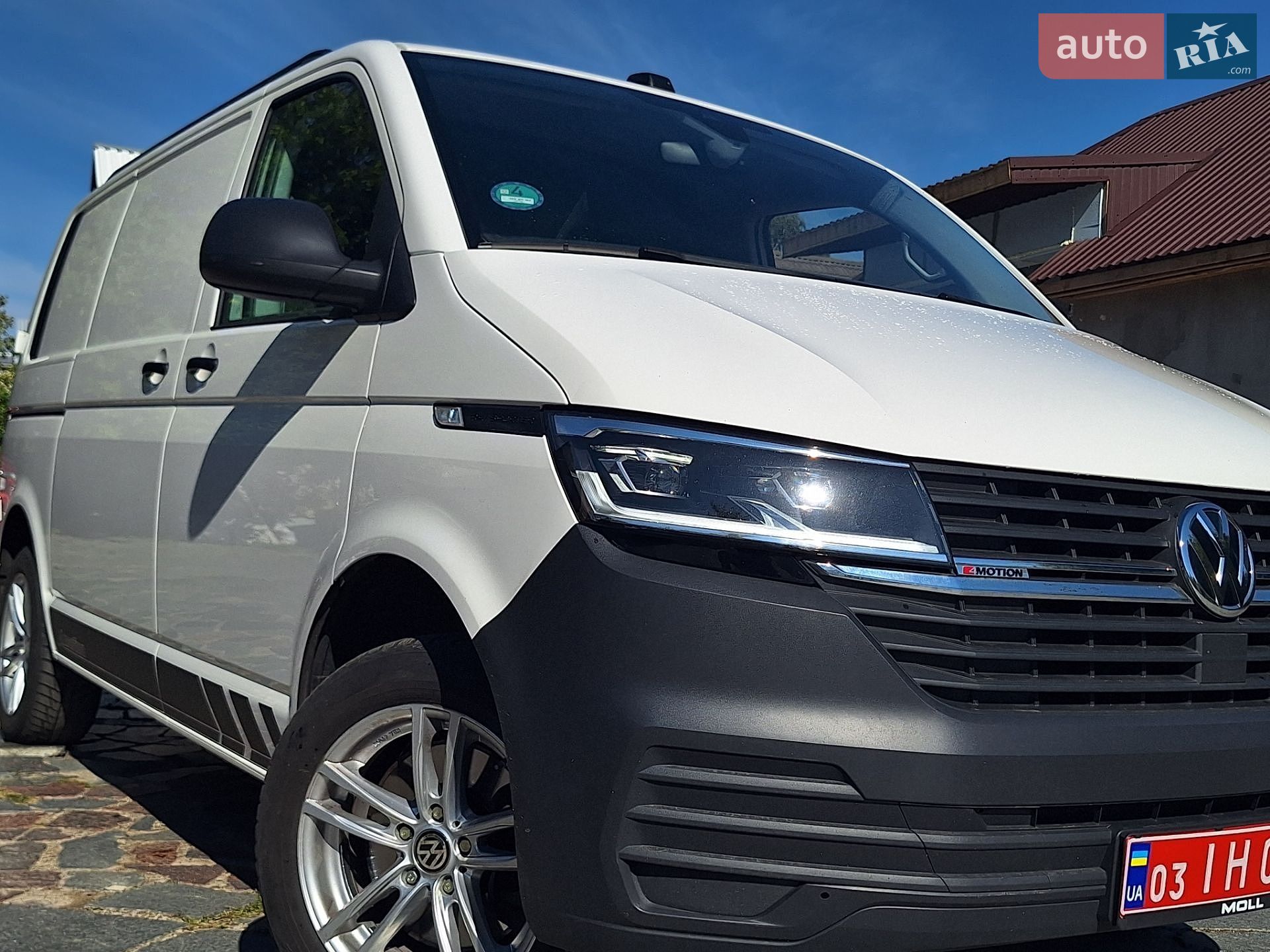 Volkswagen Transporter 2021 VIN WV1ZZZ7HZMH054904 фото оголошення 13 з 23