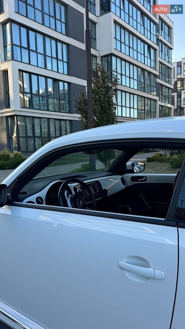 Volkswagen Beetle 2014 VIN 3VWF17ATXFM600701 фото оголошення 6 з 15