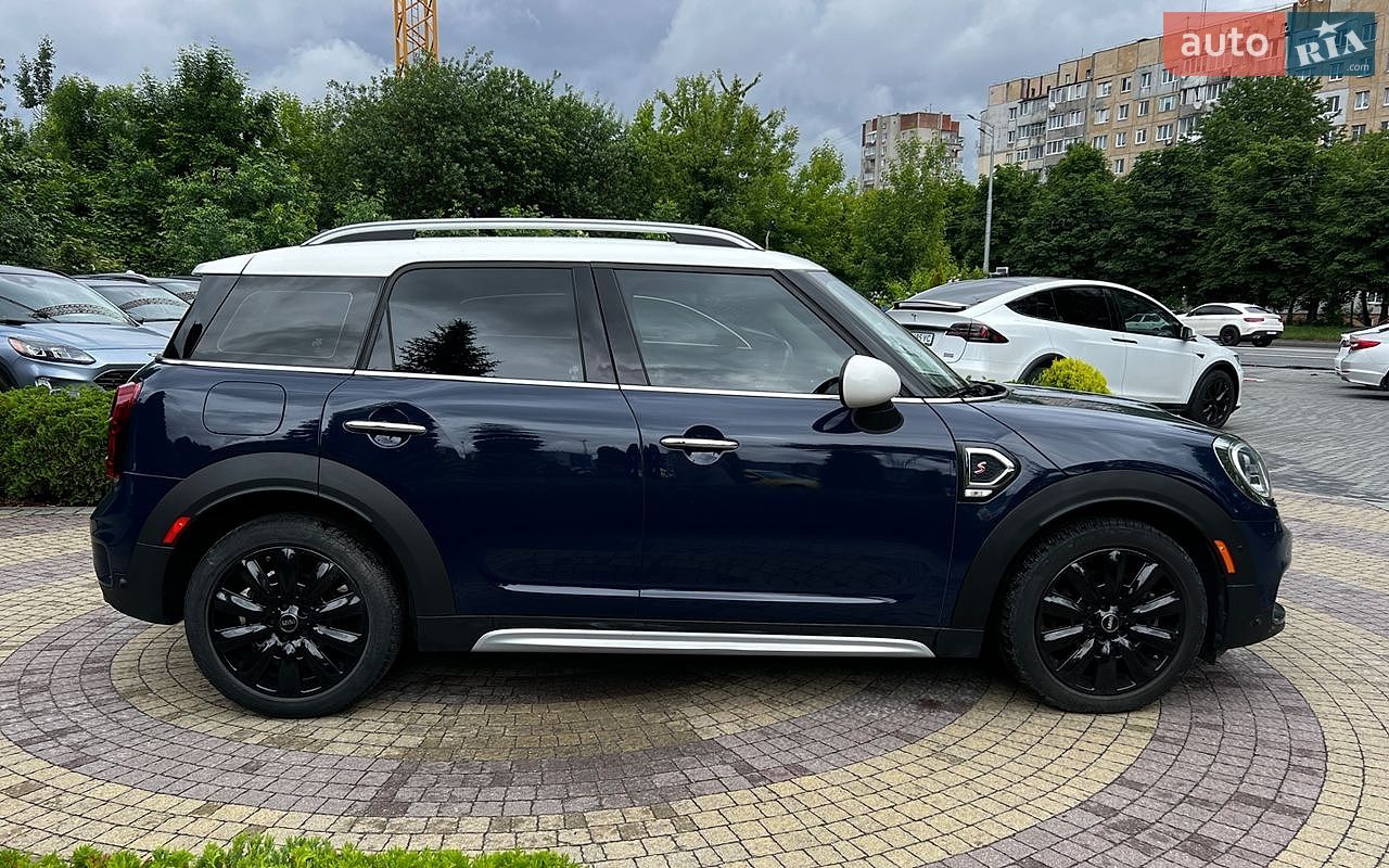 MINI Countryman 2018 VIN WMZYT3C32J3E93393 фото оголошення 8 з 27