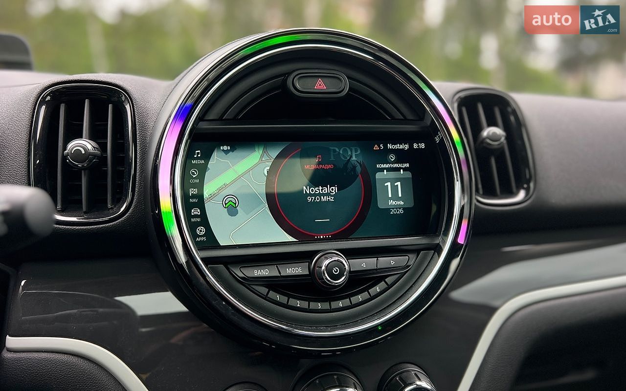 MINI Countryman 2018 VIN WMZYT3C32J3E93393 фото оголошення 17 з 27