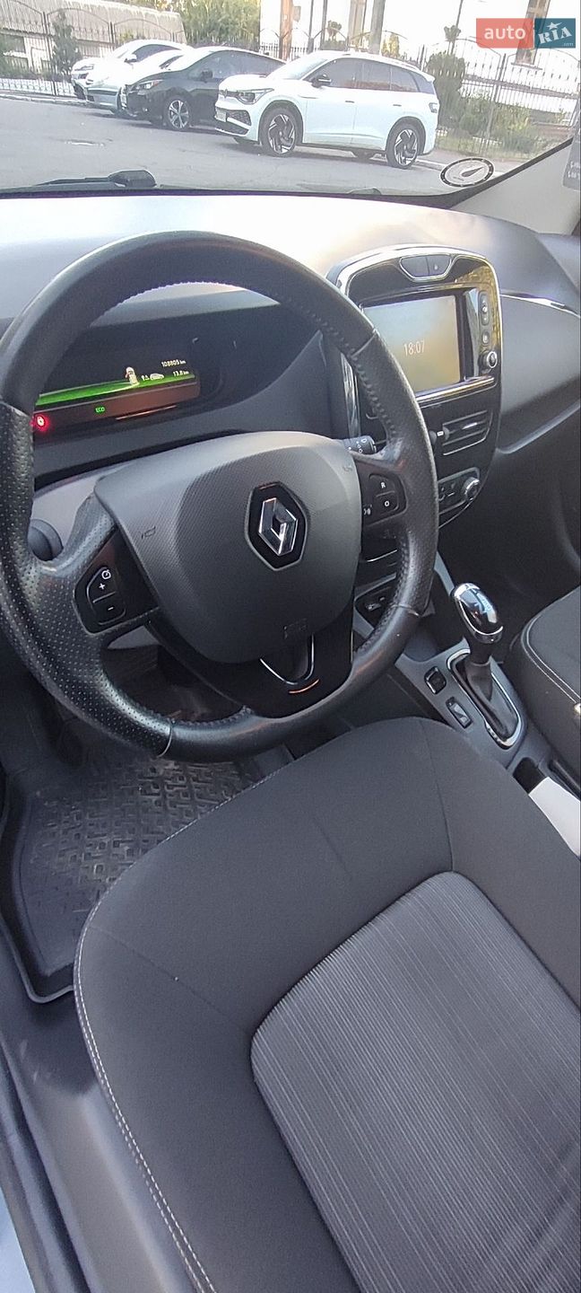 Renault Zoe 2018 VIN VF1AGVYF157745409 фото оголошення 21 з 34