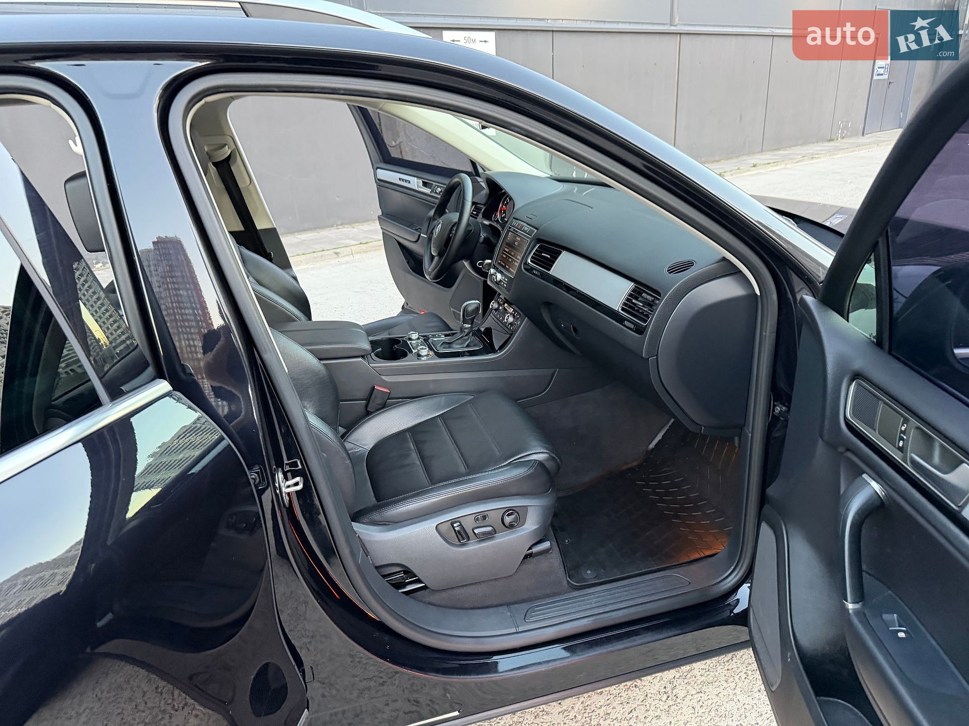 Volkswagen Touareg 2015 VIN WVGZZZ7PZFD014953 фото оголошення 22 з 52