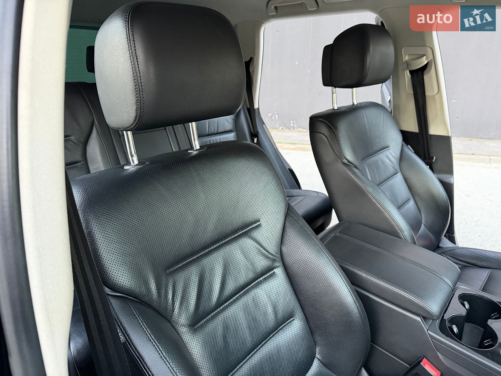 Volkswagen Touareg 2015 VIN WVGZZZ7PZFD014953 фото оголошення 24 з 52