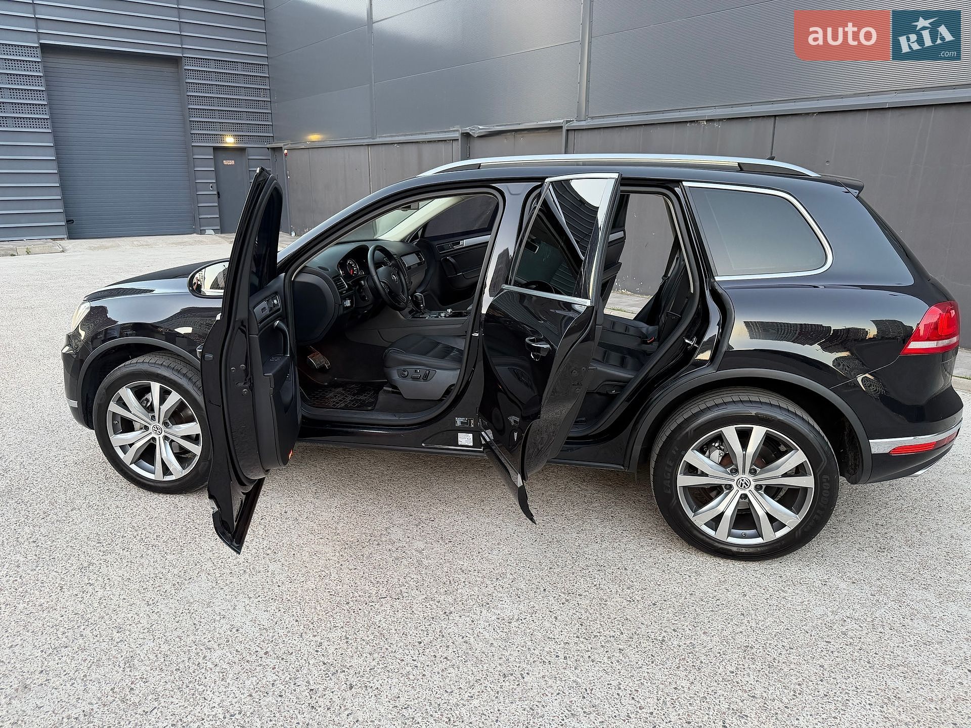 Volkswagen Touareg 2015 VIN WVGZZZ7PZFD014953 фото оголошення 33 з 52