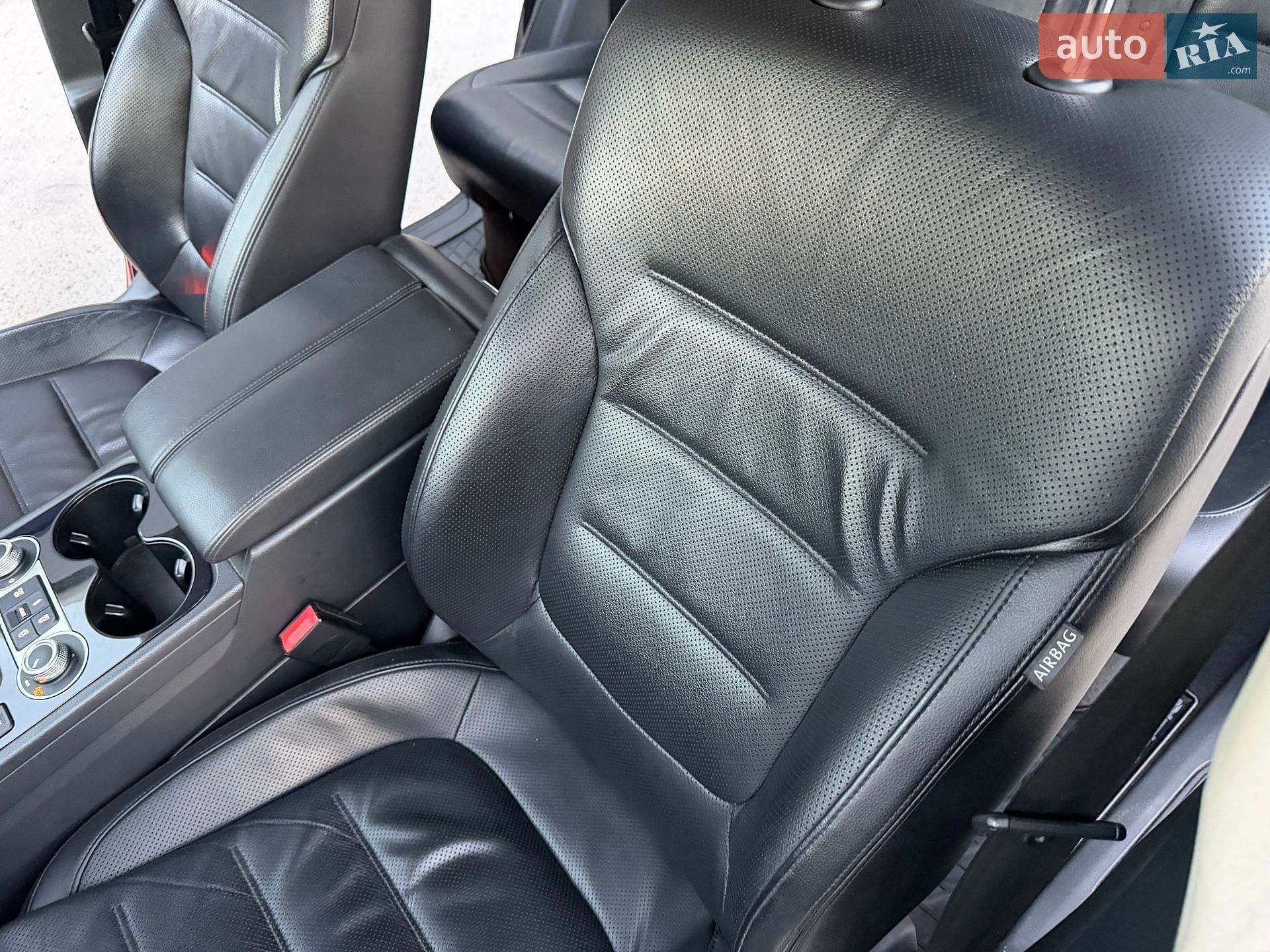 Volkswagen Touareg 2015 VIN WVGZZZ7PZFD014953 фото оголошення 37 з 52