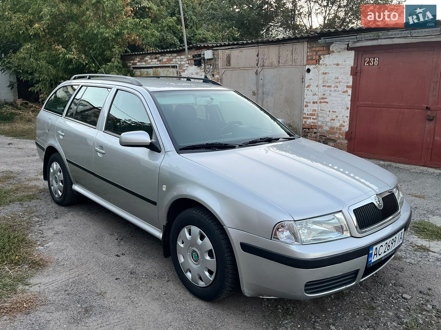 Skoda Octavia 2004 VIN TMBJC41U542940633 фото оголошення 3 з 54