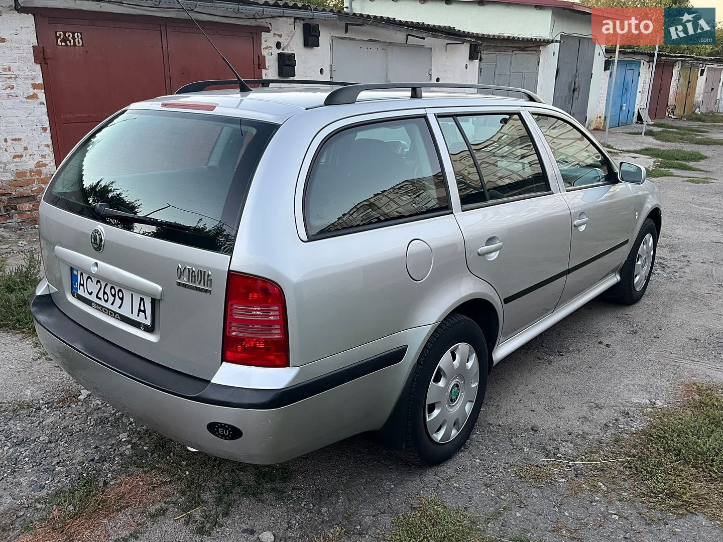Skoda Octavia 2004 VIN TMBJC41U542940633 фото оголошення 7 з 54
