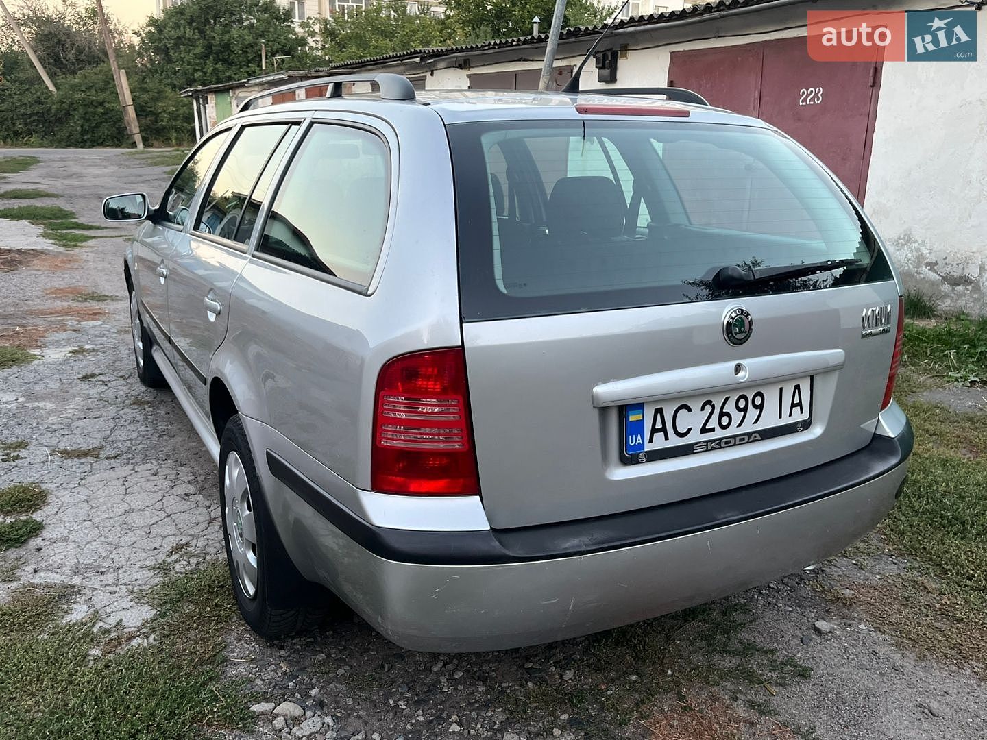 Skoda Octavia 2004 VIN TMBJC41U542940633 фото оголошення 9 з 54