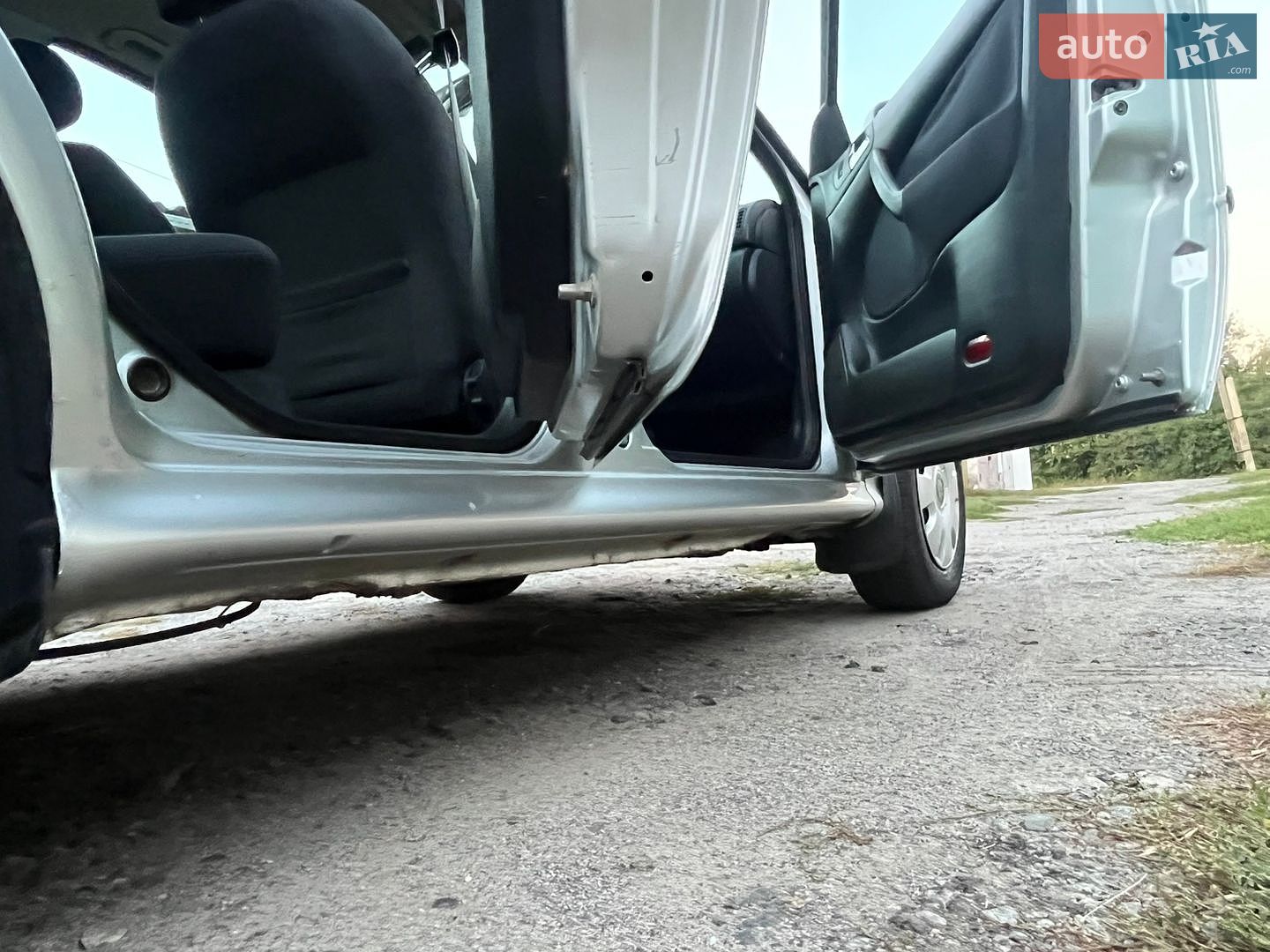 Skoda Octavia 2004 VIN TMBJC41U542940633 фото оголошення 21 з 54