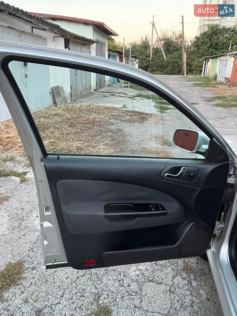 Skoda Octavia 2004 VIN TMBJC41U542940633 фото оголошення 30 з 54