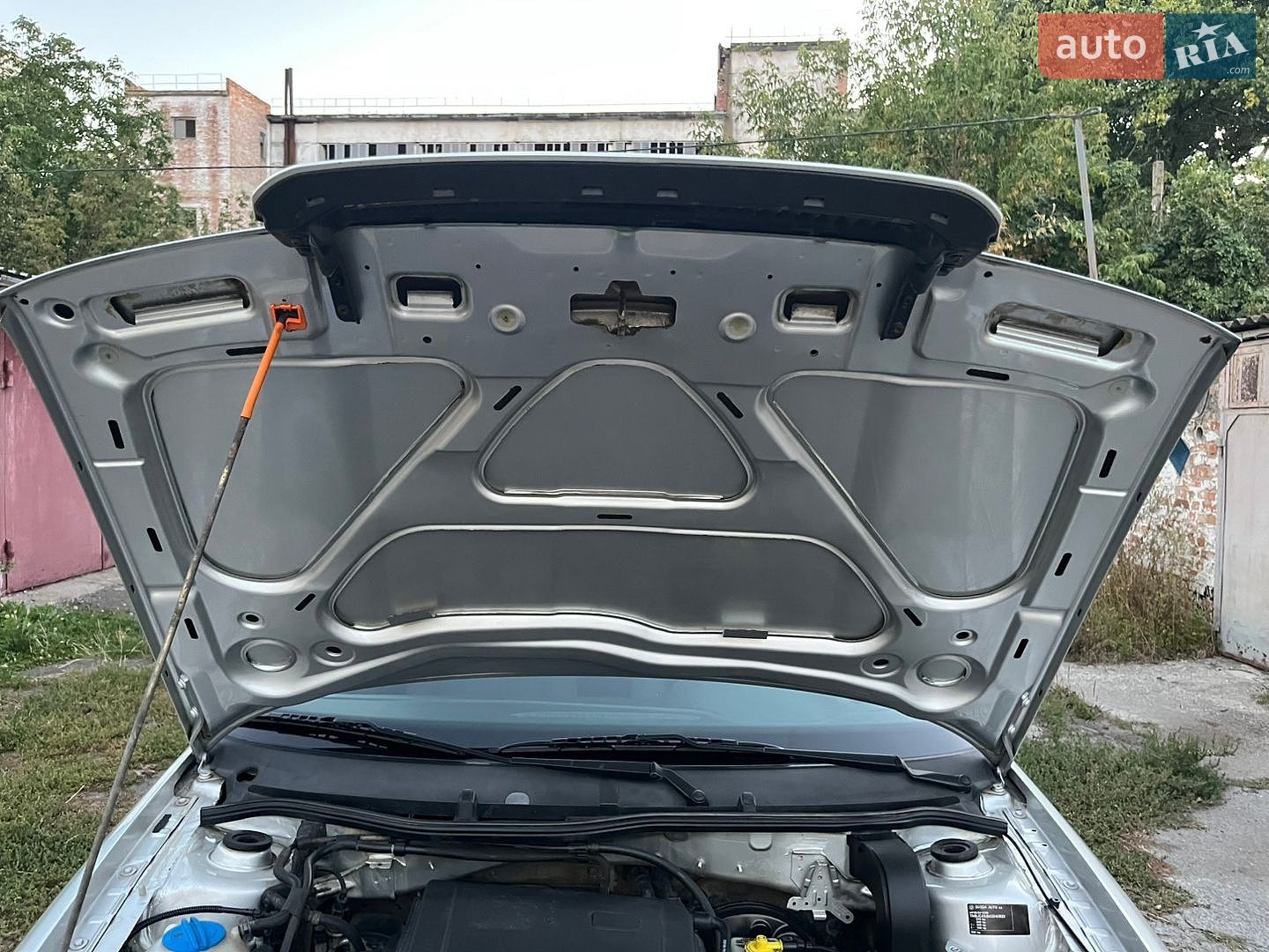 Skoda Octavia 2004 VIN TMBJC41U542940633 фото оголошення 52 з 54