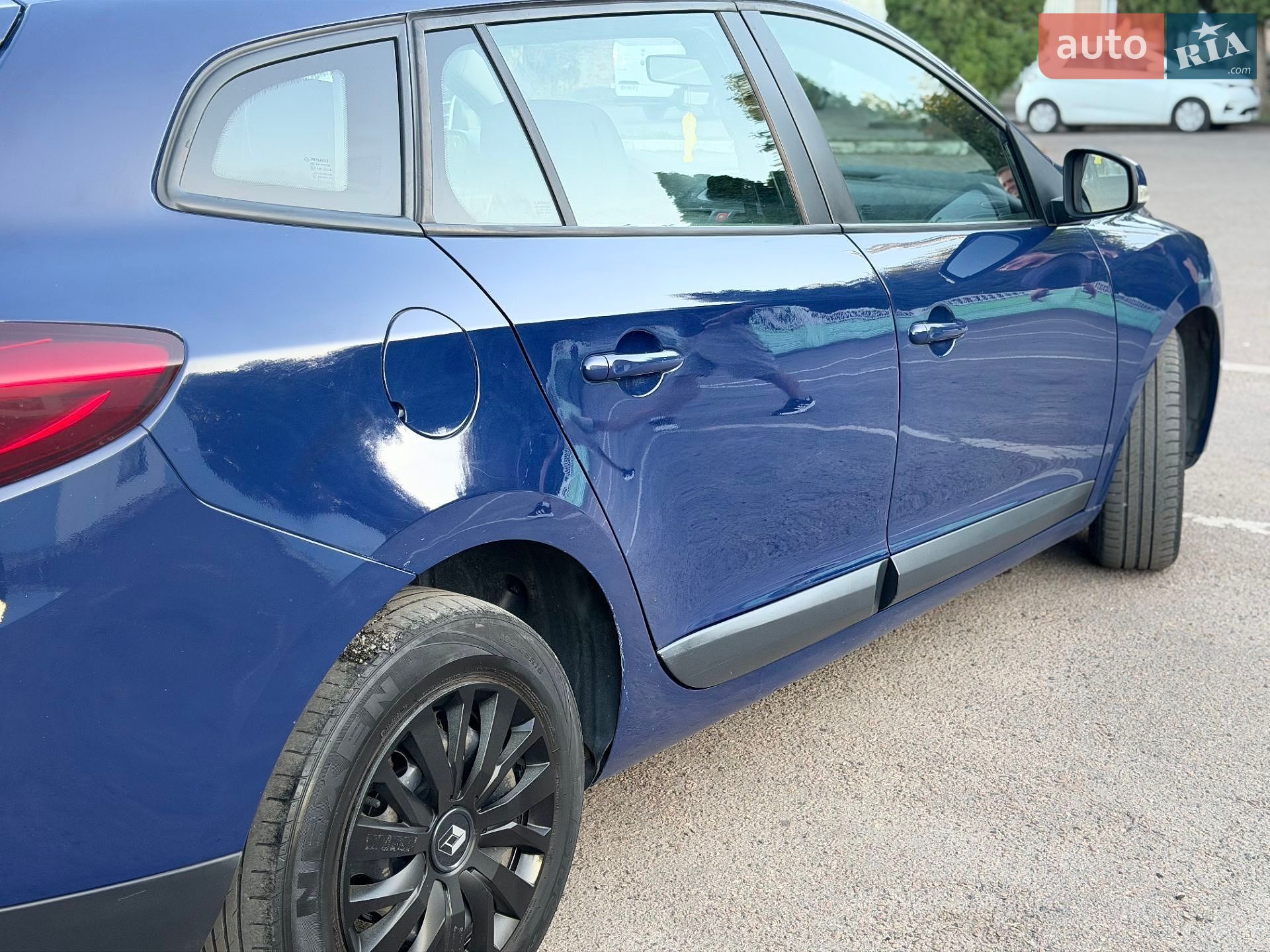 Renault Megane 2011 VIN VF1KZ1U0644838933 фото оголошення 12 з 40