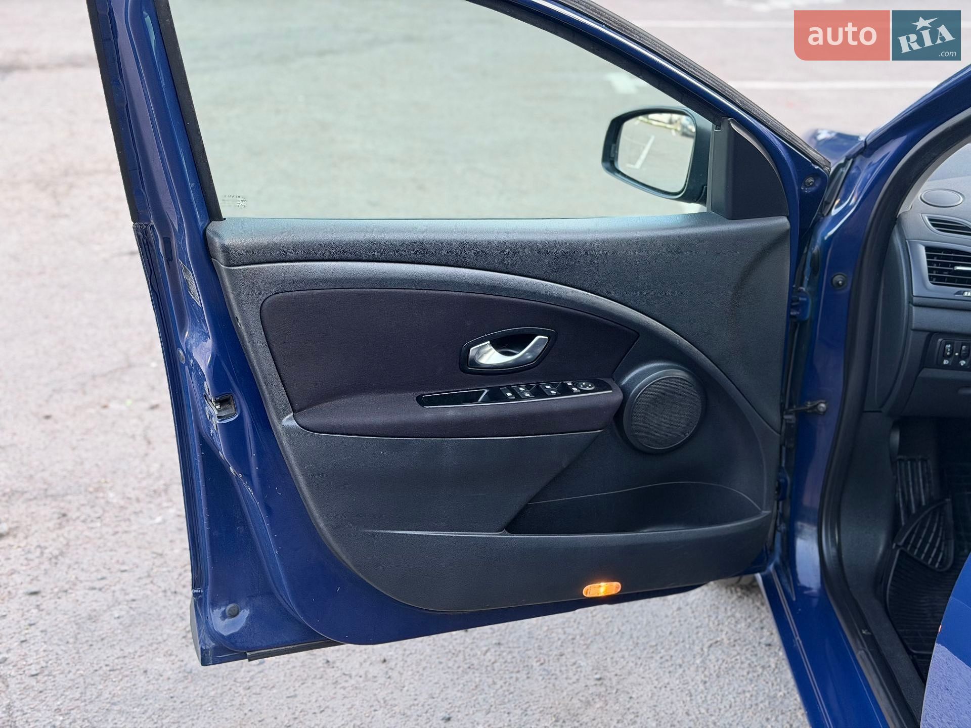Renault Megane 2011 VIN VF1KZ1U0644838933 фото оголошення 19 з 40