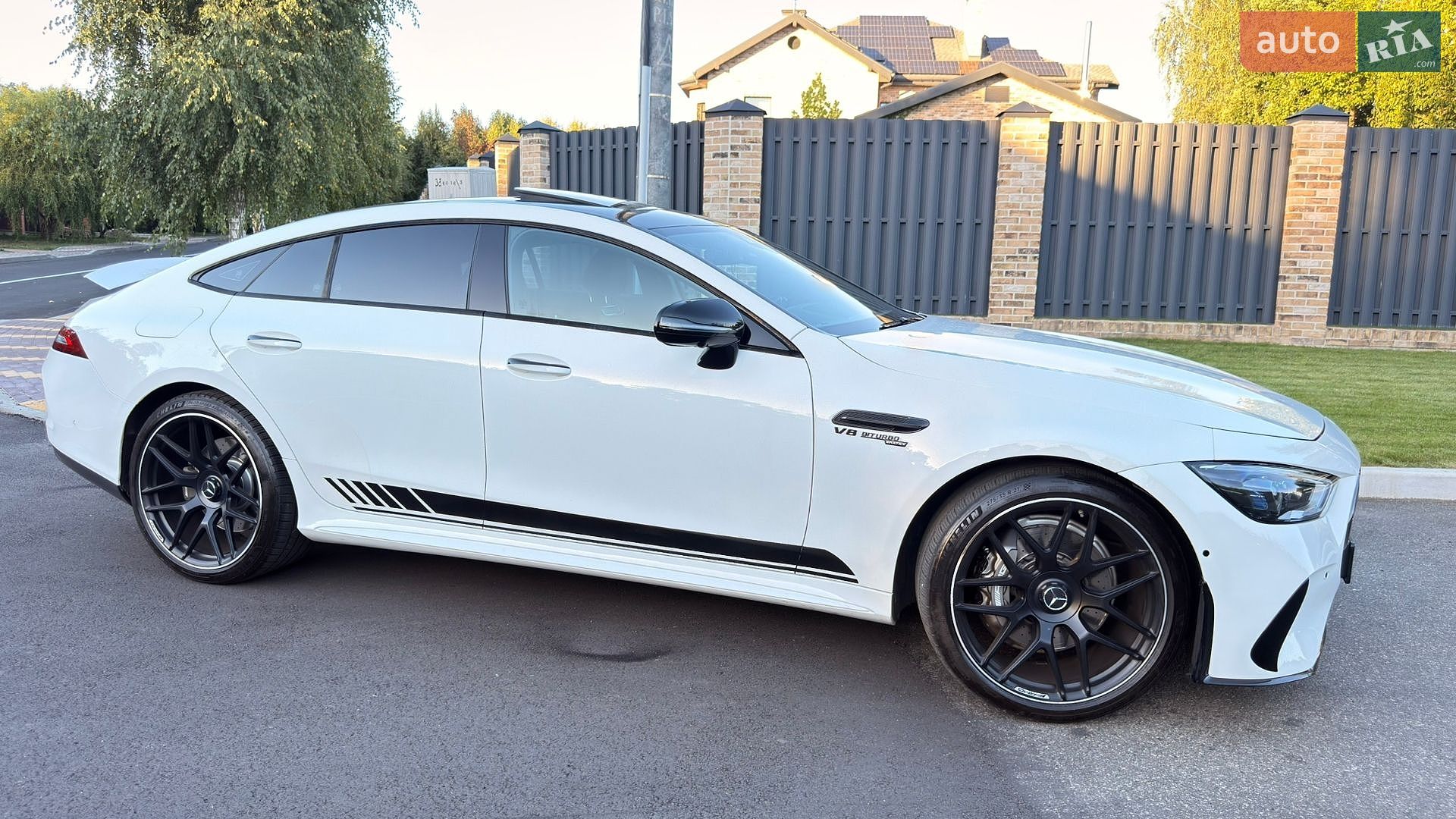 Mercedes-Benz AMG GT 4-Door Coupe 2019 VIN WDD7X6BB3KA008494 фото оголошення 18 з 26