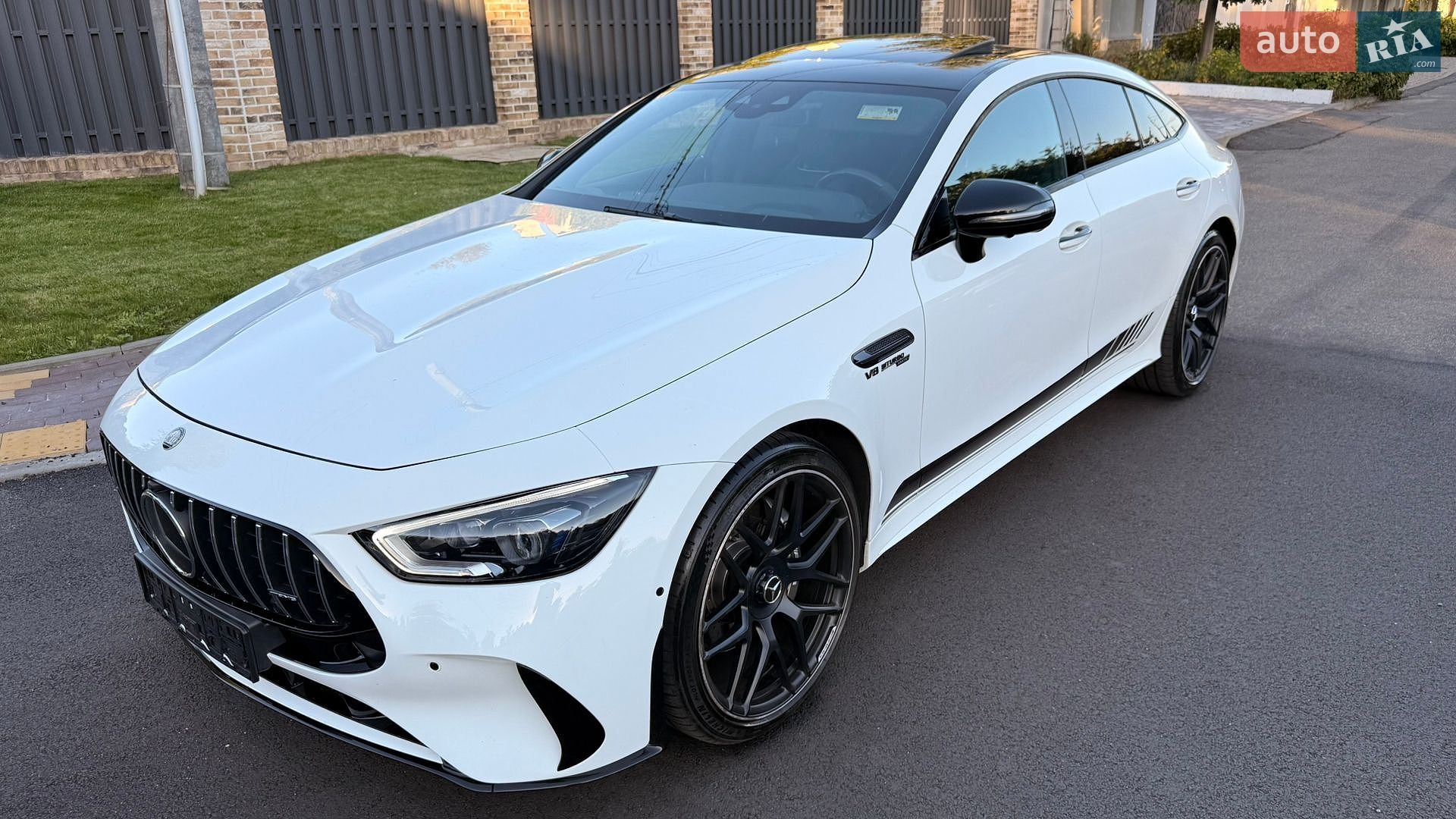 Mercedes-Benz AMG GT 4-Door Coupe 2019 VIN WDD7X6BB3KA008494 фото оголошення 14 з 26