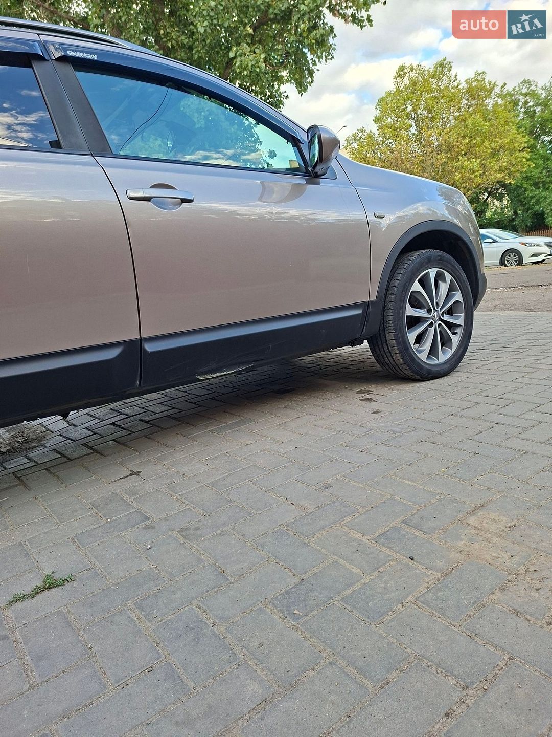 Nissan Qashqai 2009 VIN SJNFCAJ10U1532415 фото оголошення 13 з 15