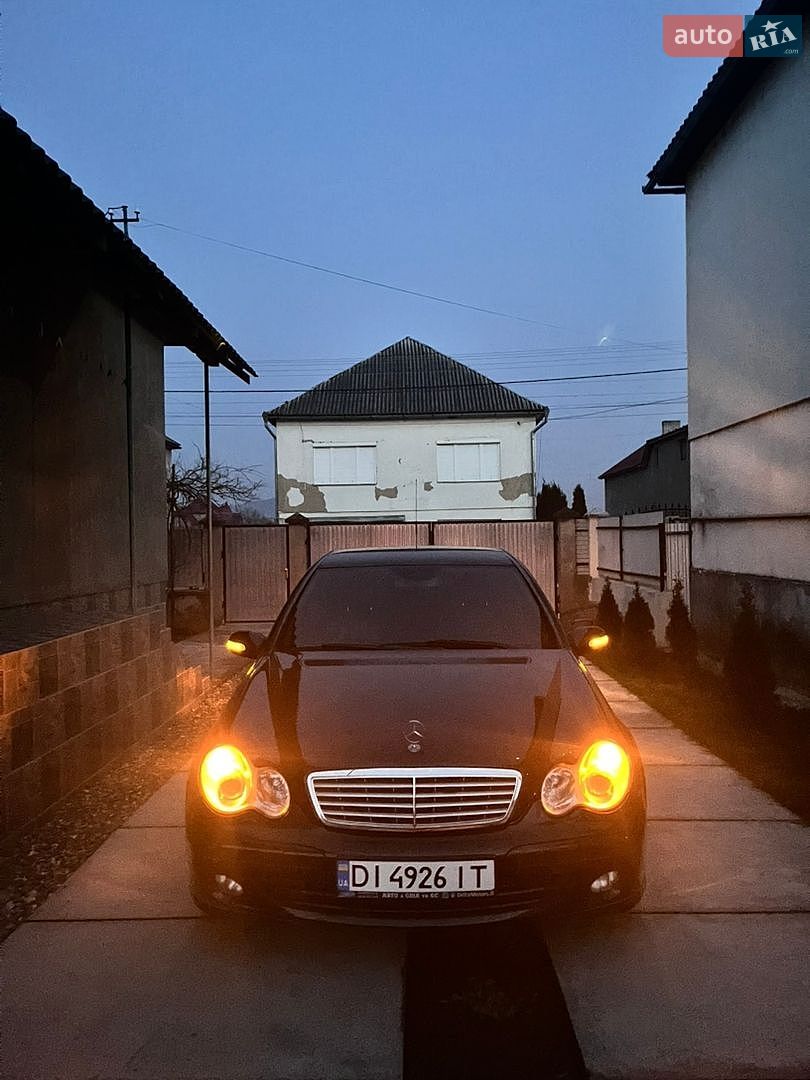 Mercedes-Benz C-Class 2005 VIN WDB2030081F696276 фото оголошення 6 з 17