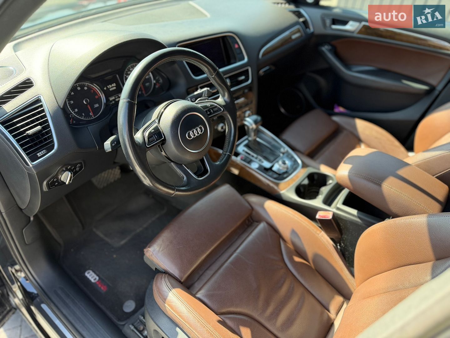 Audi Q5 2018 VIN WA1BNAFY4J2146799 фото оголошення 10 з 18