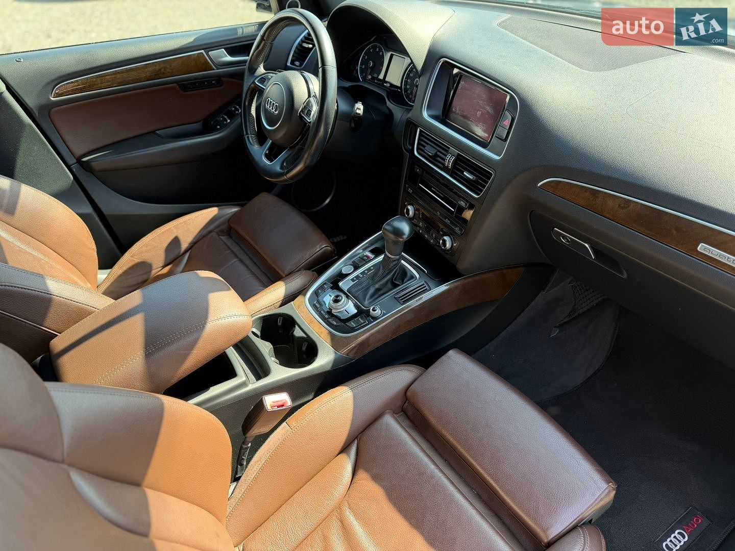 Audi Q5 2018 VIN WA1BNAFY4J2146799 фото оголошення 16 з 18