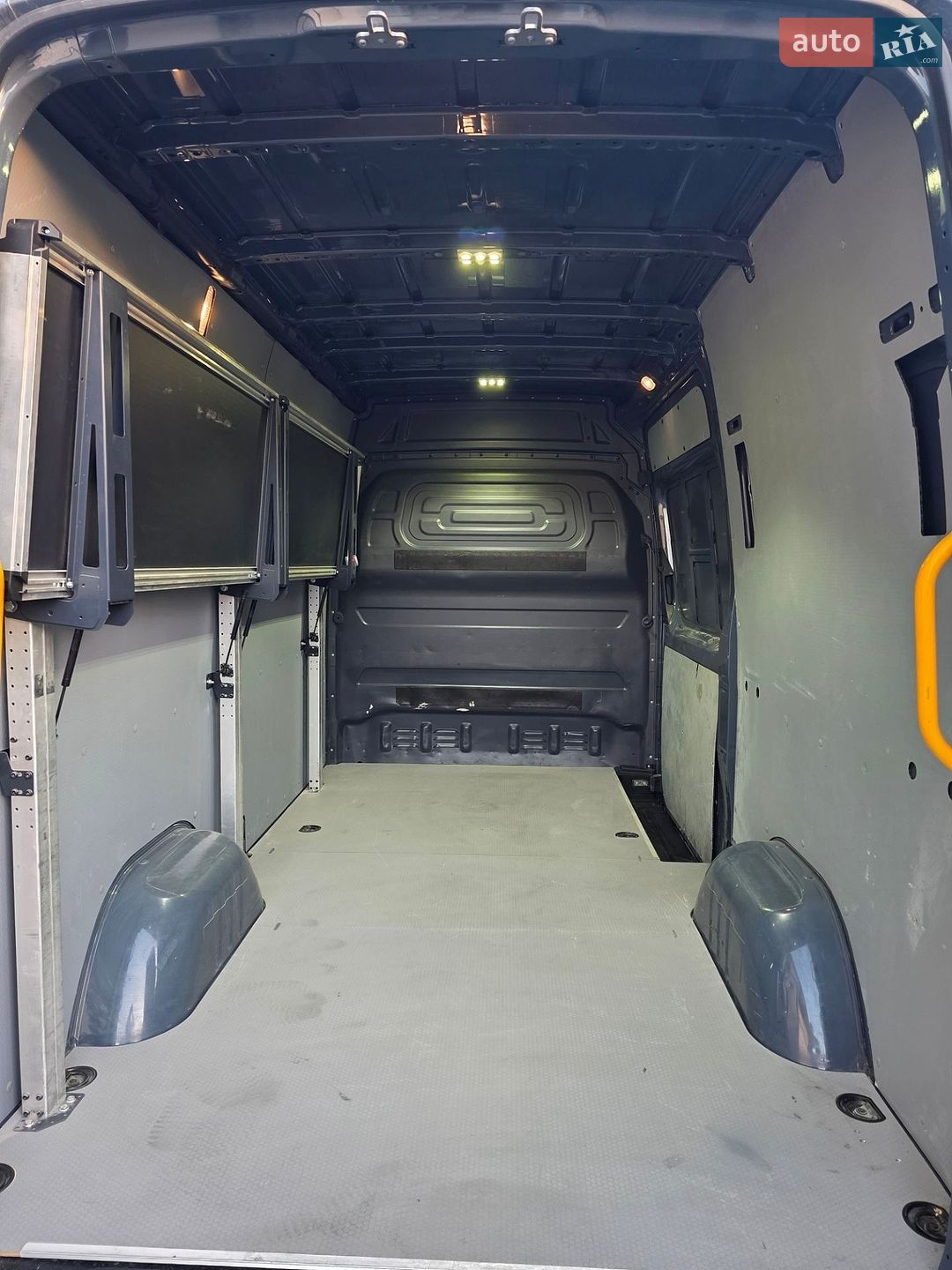 Mercedes-Benz Sprinter 2024 VIN W1V3HBFZ7SP713665 фото оголошення 21 з 32