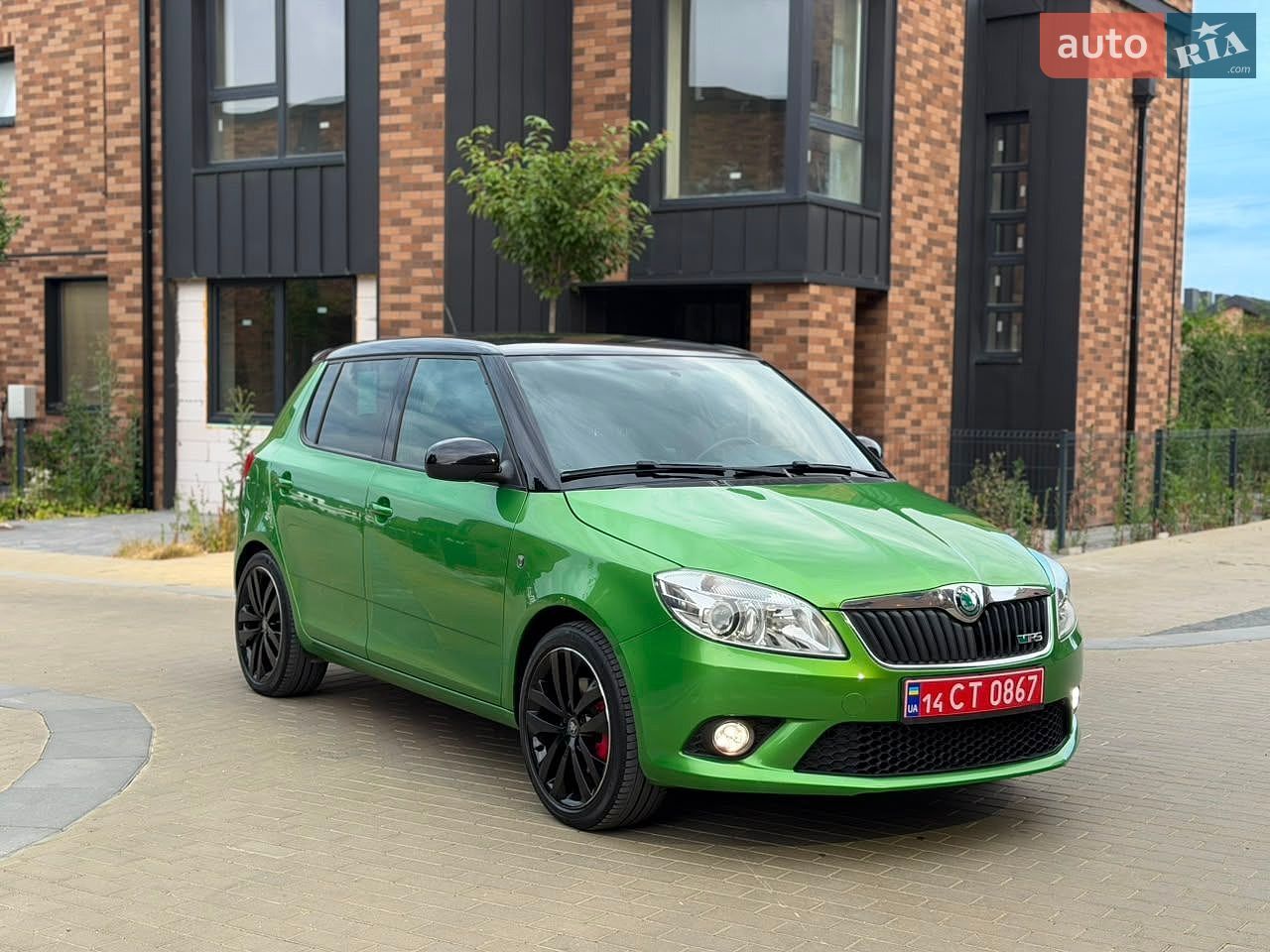 Skoda Fabia 2010 VIN TMBEP65J7B3058887 фото оголошення 3 з 15