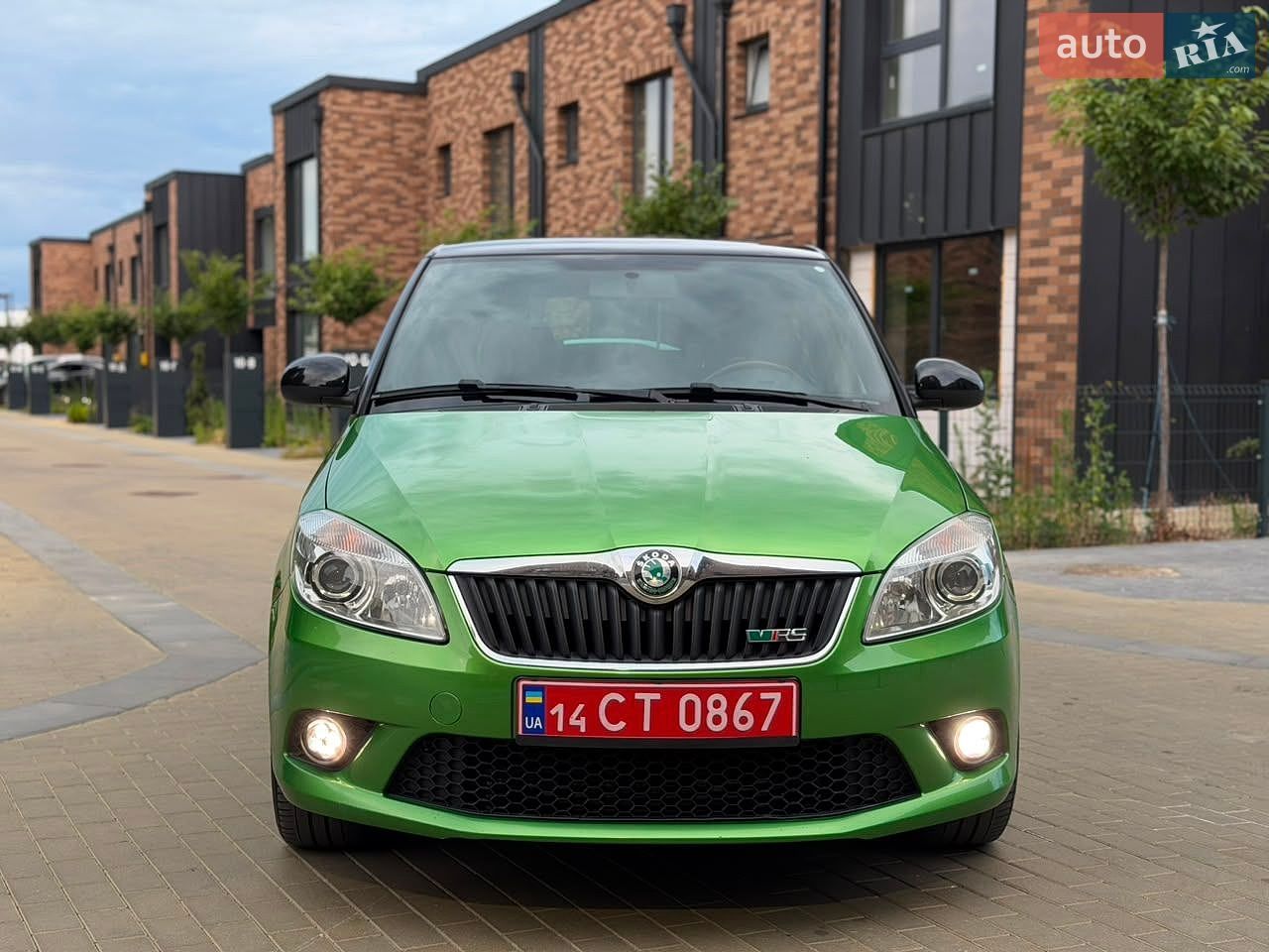 Skoda Fabia 2010 VIN TMBEP65J7B3058887 фото оголошення 2 з 15