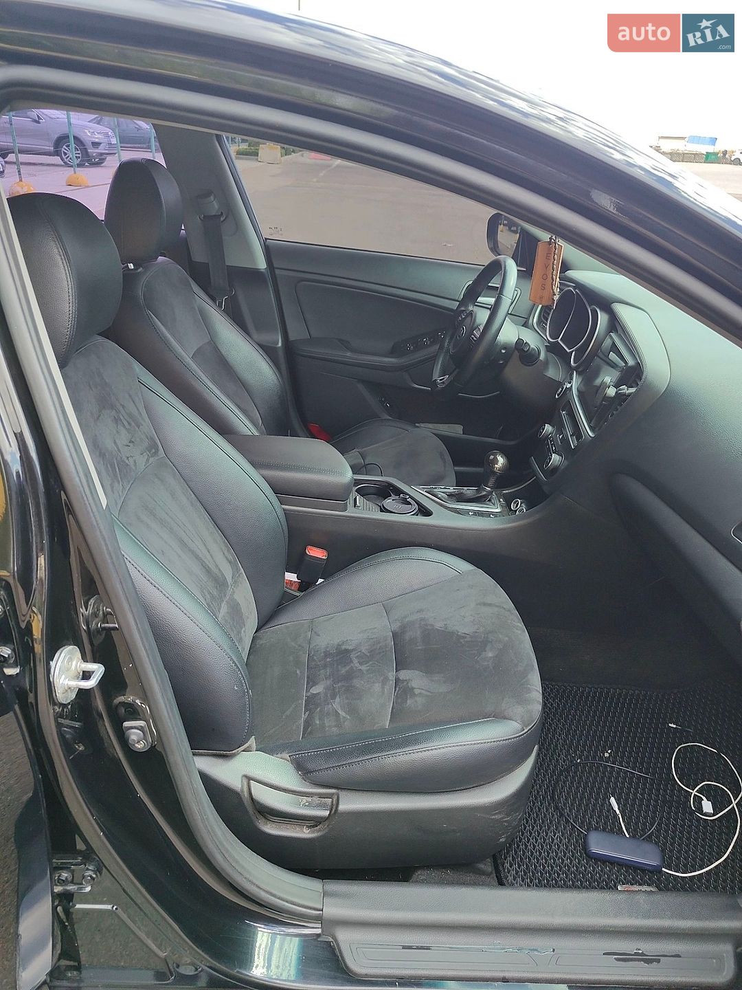 Kia K5 2014 VIN KNAGN418BFA586032 фото оголошення 11 з 14
