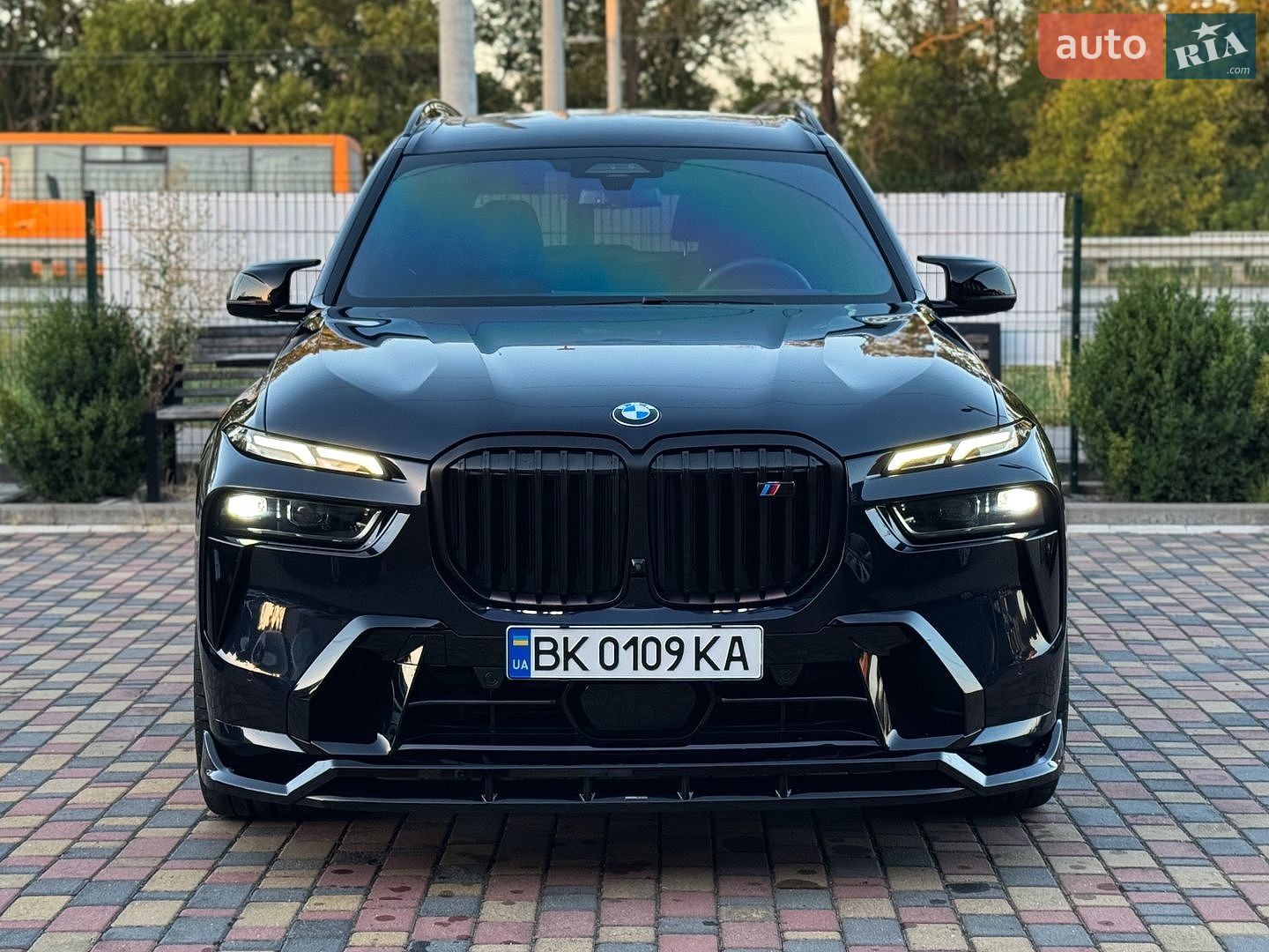 BMW X7 2023 VIN 5UX33EM09R9S59931 фото оголошення 15 з 65