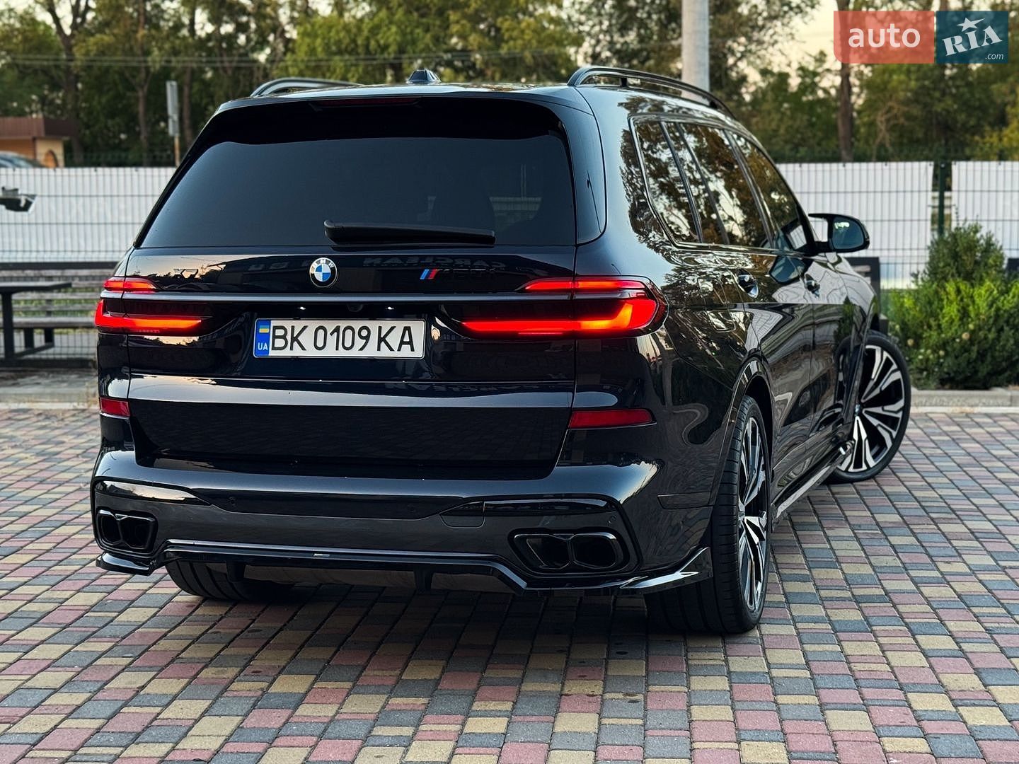 BMW X7 2023 VIN 5UX33EM09R9S59931 фото оголошення 9 з 65