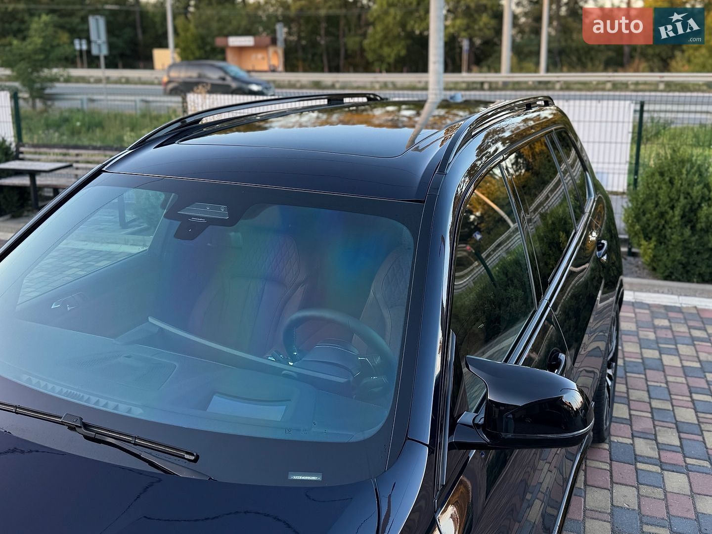 BMW X7 2023 VIN 5UX33EM09R9S59931 фото оголошення 8 з 65