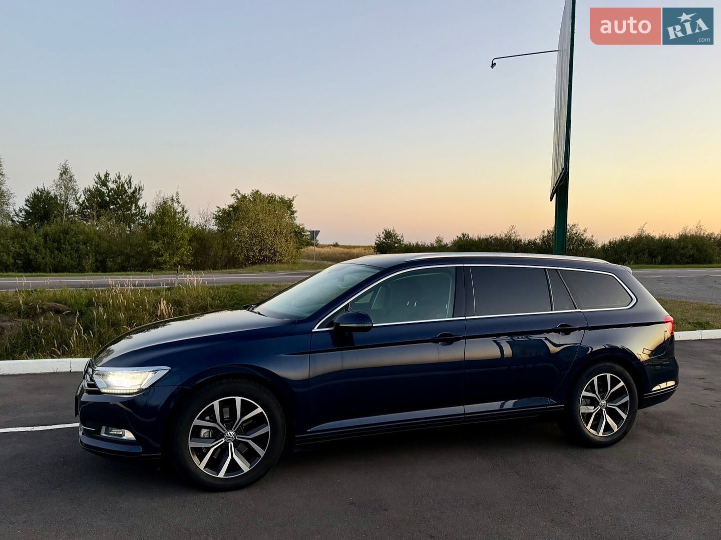 Volkswagen Passat 2016 VIN WVWZZZ3CZHE007869 фото оголошення 3 з 43