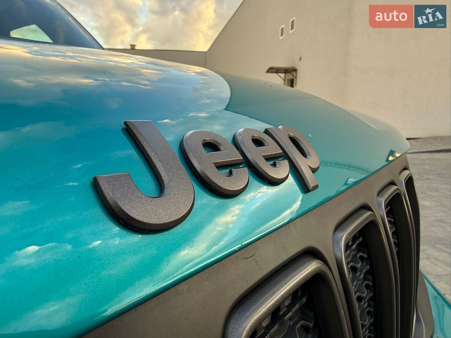 Jeep Renegade 2021 VIN ZACNJCBBXMPM63487 фото оголошення 39 з 147