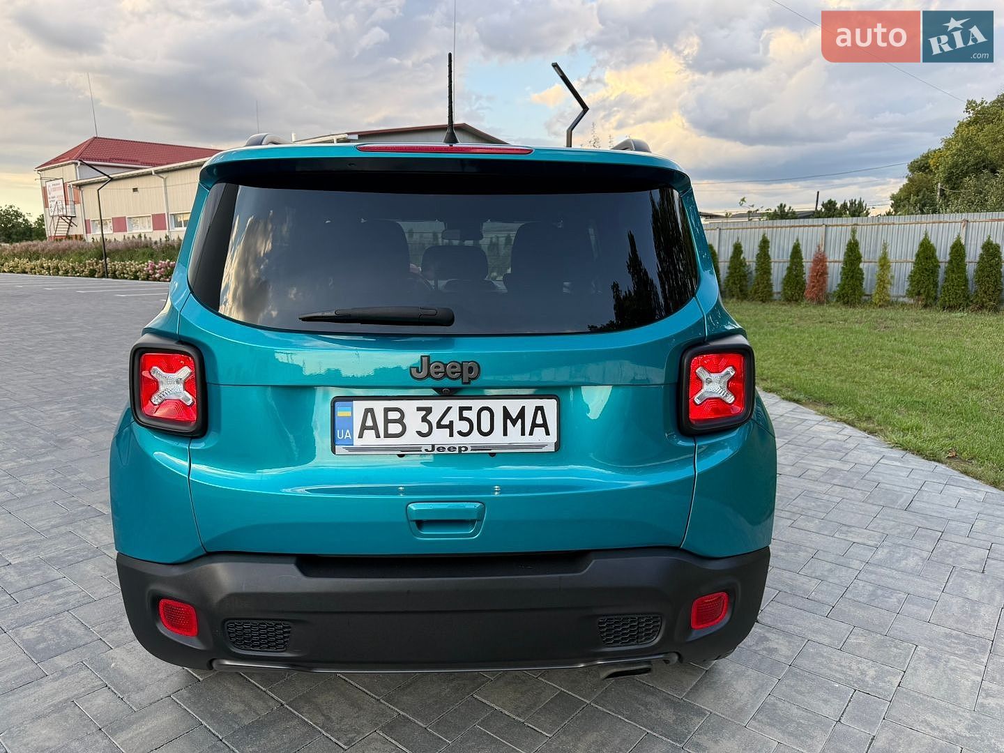 Jeep Renegade 2021 VIN ZACNJCBBXMPM63487 фото оголошення 42 з 147