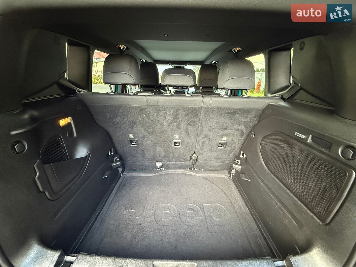 Jeep Renegade 2021 VIN ZACNJCBBXMPM63487 фото оголошення 52 з 147