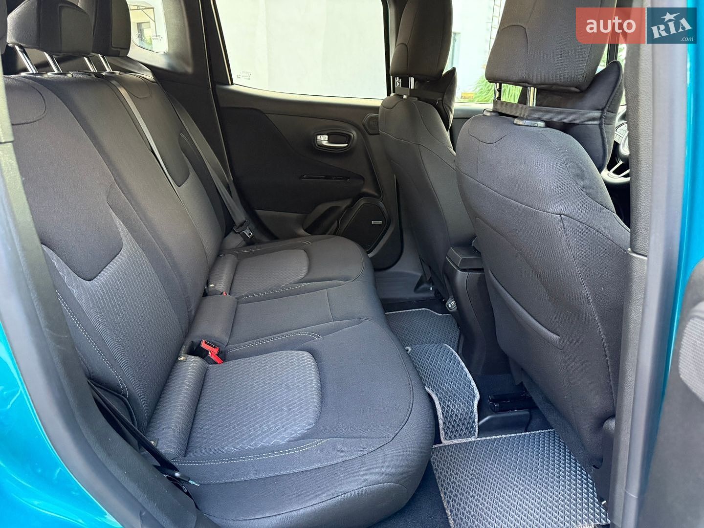 Jeep Renegade 2021 VIN ZACNJCBBXMPM63487 фото оголошення 55 з 147