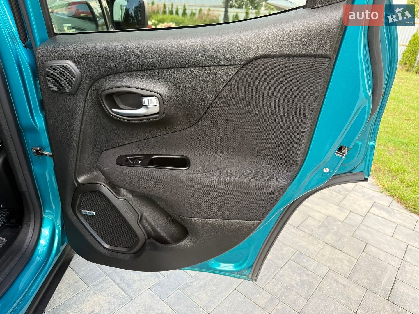 Jeep Renegade 2021 VIN ZACNJCBBXMPM63487 фото оголошення 57 з 147
