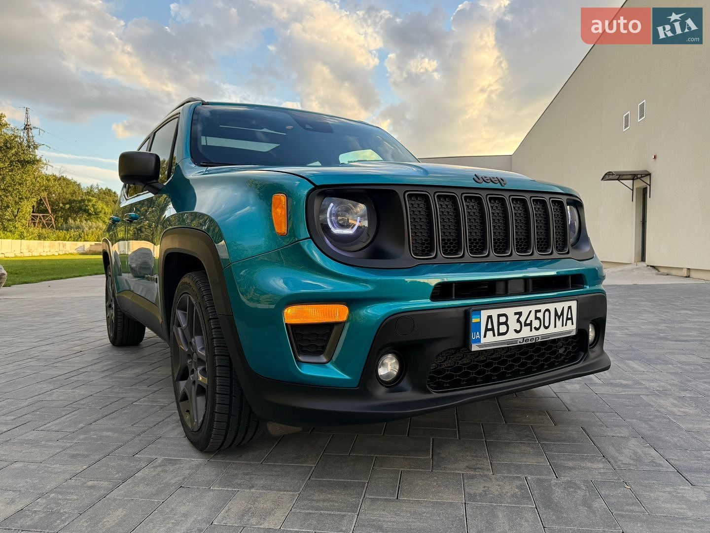 Jeep Renegade 2021 VIN ZACNJCBBXMPM63487 фото оголошення 104 з 147