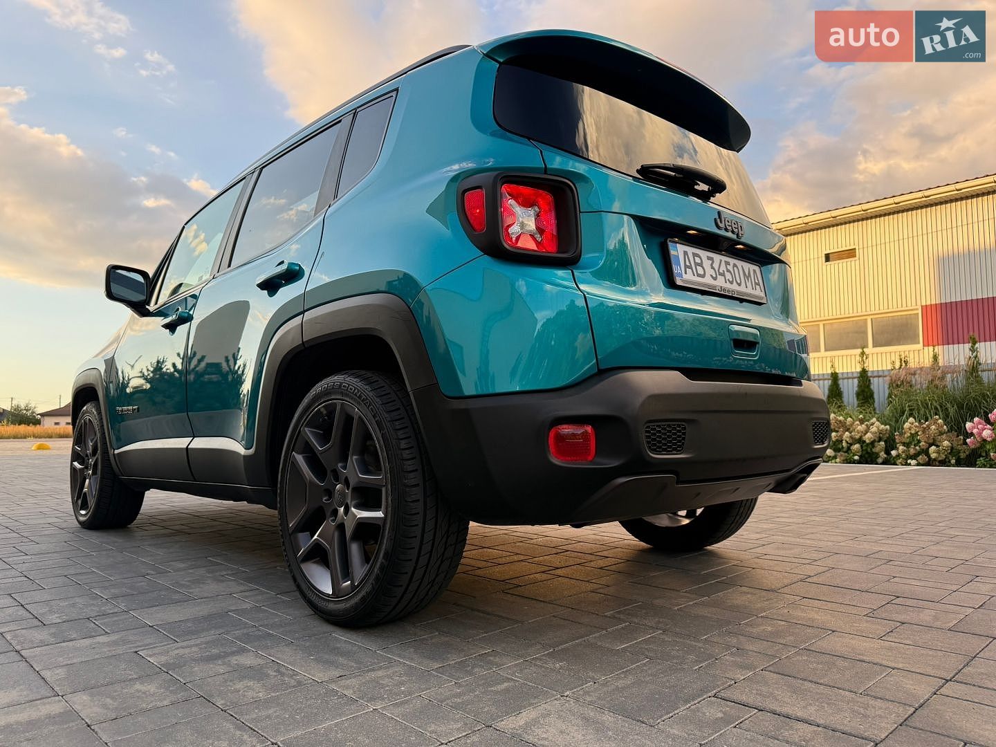 Jeep Renegade 2021 VIN ZACNJCBBXMPM63487 фото оголошення 114 з 147