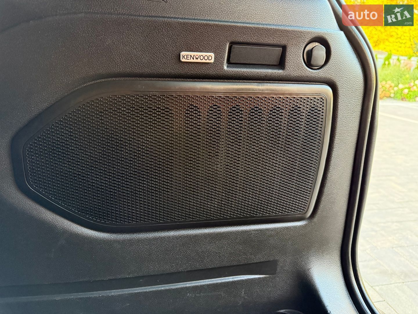 Jeep Renegade 2021 VIN ZACNJCBBXMPM63487 фото оголошення 120 з 147