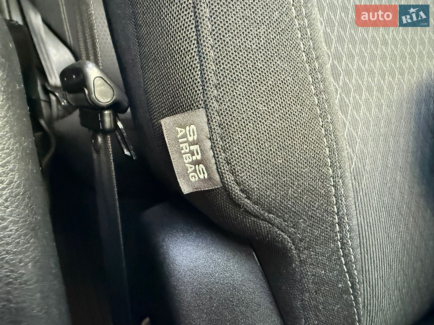 Jeep Renegade 2021 VIN ZACNJCBBXMPM63487 фото оголошення 138 з 147