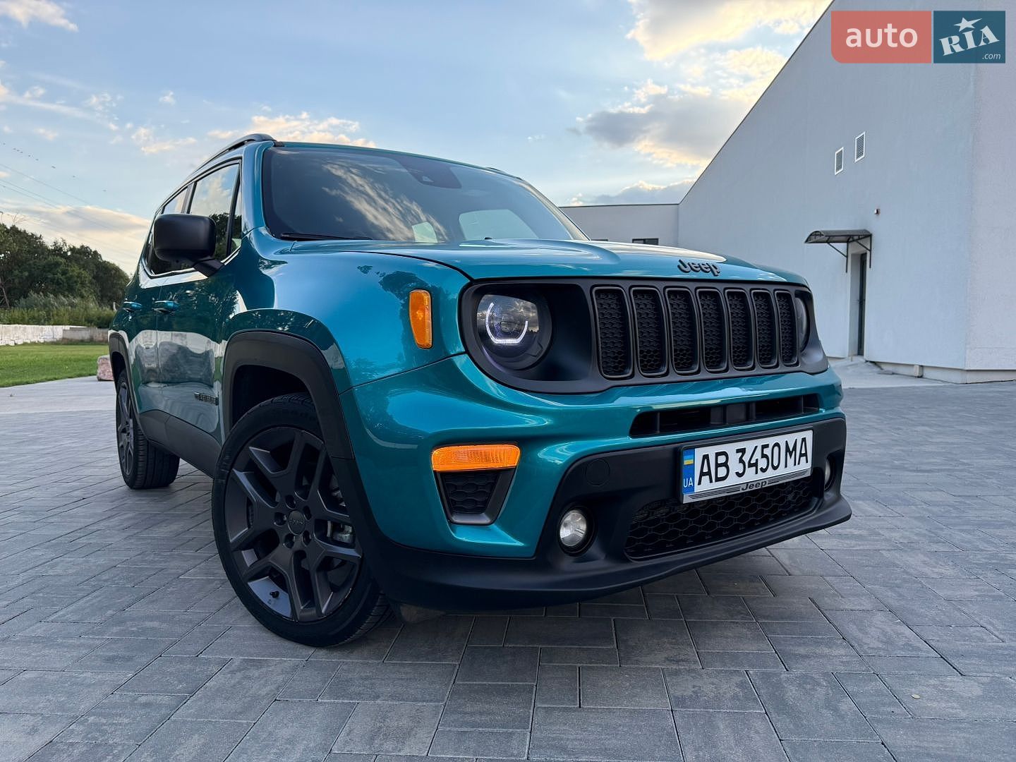 Jeep Renegade 2021 VIN ZACNJCBBXMPM63487 фото оголошення 144 з 147
