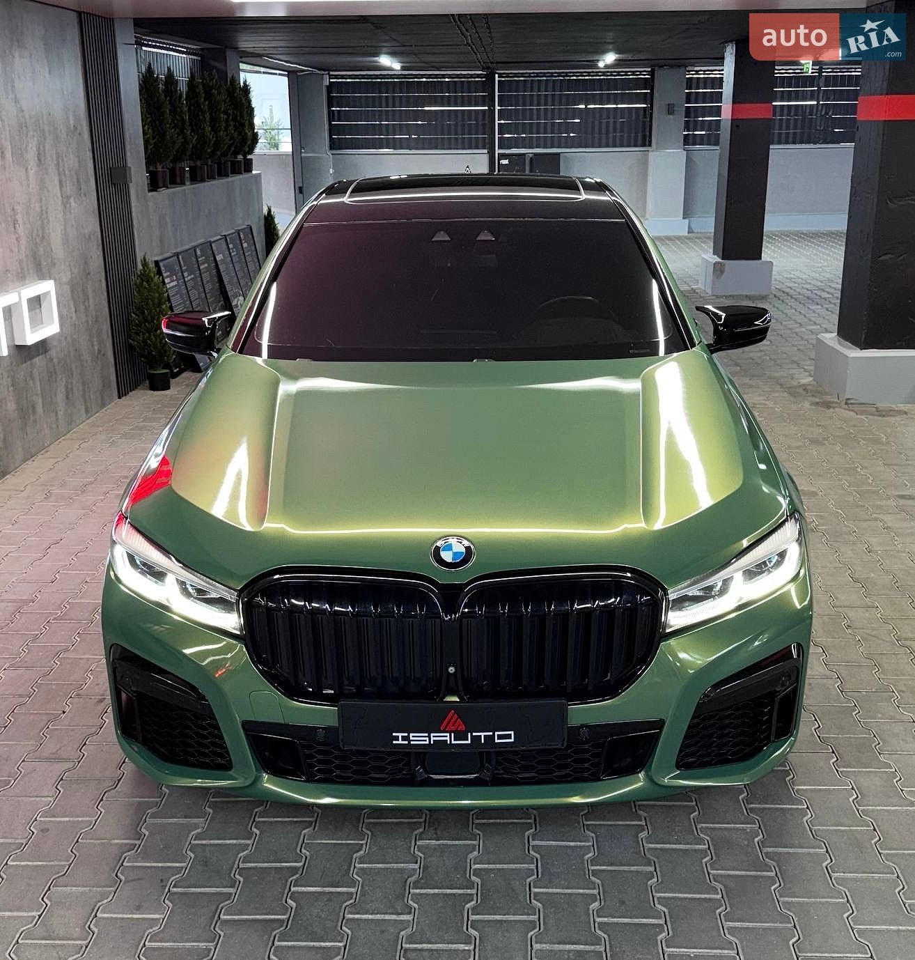 Bmw 740I 2015 VIN WBA7E2C51GG504705 фото оголошення 5 з 18